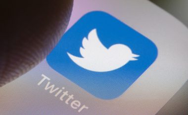 Llogaria e drejtorit gjeneral të Twitter u thye nga hakerët