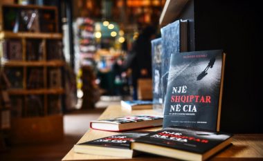 Libri “Një shqiptar në CIA”, më i lexuari në muajin prill