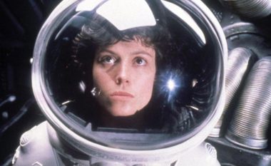 “Alien”, 40 vjet pas: Horrori futurist që flet për punën e përditshme