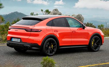 Cayenne i ri do të ketë tre opsione motorësh (Foto)