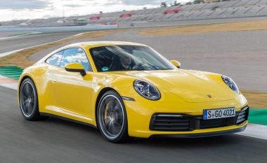 Shfaqet pjesa pasme e Porsche 911 të ri (Foto)
