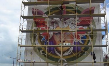 Pikturat murale nga artistë ndërkombëtarë, po transformojnë Patosin