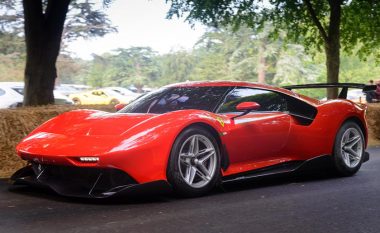 I vetmi Ferrari P80/C është shfaqur në festivalin e Goodwoodit
