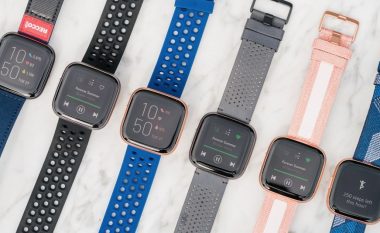 Fitbit Versa 2 regjistron cilësinë e gjumit, si dhe shumë opsione për kontrolle shëndetësore