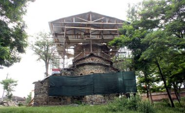 Kisha 630 vjeçare e Ristozit