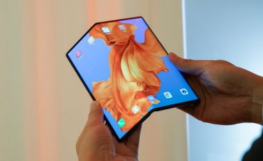 Shtyhet sërish lansimi i Huawey Mate X