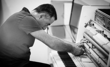 Bledi Luzi, “mjeku” i pianove