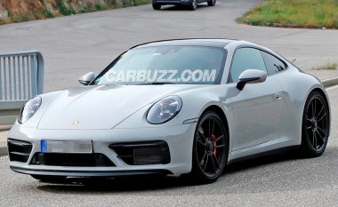 Kapet duke u testuar Porsche 911 GTS, pa asnjë shtresë kamuflazhi
