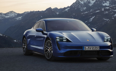 Porsche prezantoi makinën e parë elektrike, me pesë minuta mbushje mund të lëvizë 100 kilometra