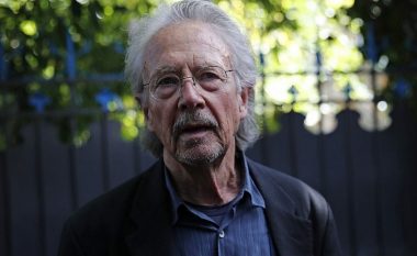 Peter Handke thotë se do të shmangë shtypin përgjithmonë