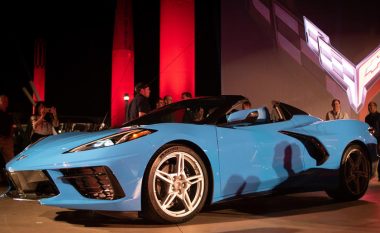 Chevrolet Corvette me kulm që hapet, si dhe çmim të arsyeshëm