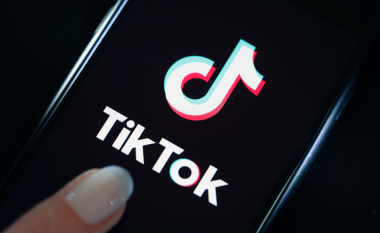 TikTok nuk do të lejojë shpërndarjen e reklamave politike