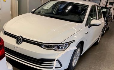 Volkswagen Golf është shfaqur në rrjetet sociale nga një grup çek, disa ditë para prezantimit zyrtar