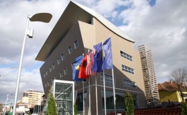 ASHAK-u reagon për ndarjen e çmimit Nobel për Letërsi për shkrimtarin Handke
