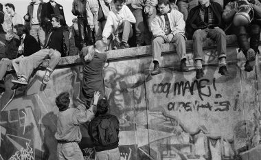 Ta dëshmosh rënien e Murit të Berlinit…