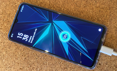 Ishte thënë se bateria e Oppo Reno Ace mbushet 100 për qind për 30 minuta, del se mund të bëhet edhe më shpejtë