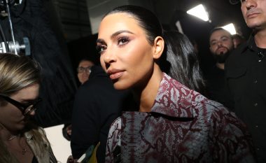 Kim Kardashian ka habitur kritikët e modës – është shembull se si nuk duhet të visheni!