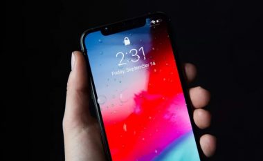 Tani mund ta përdorni iPhonin si çelës sigurie për aplikacionet e Google