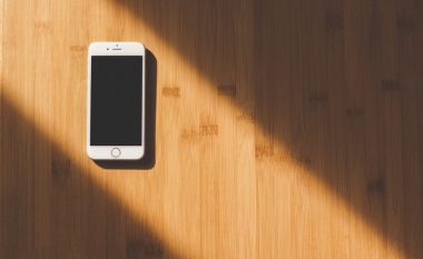 Apple do të filloj prodhimin masiv të iPhone SE 2 në shkurt