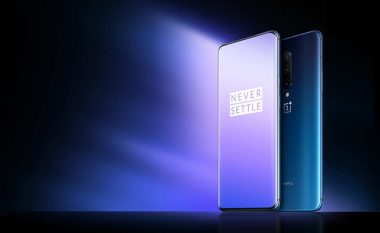 OnePlus 8 synon ta mposht rivalin e tij Samsung Galaxy S20
