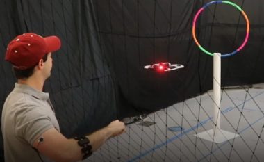 Kontrollimi i dronit vetëm me gjeste është një hap përpara bashkëveprimit mes njeriut dhe robotit