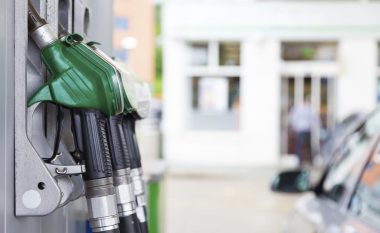 Lirohen nafta dhe benzina në Kosovë