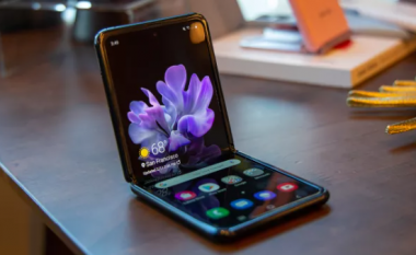 Samsung Galaxy Z Flip 5G shfaqet në një video të re