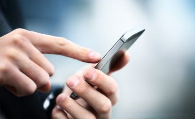 Temperaturat e larta nuk janë të favorshme për telefonin tuaj, mbajeni larg nga mbinxehja