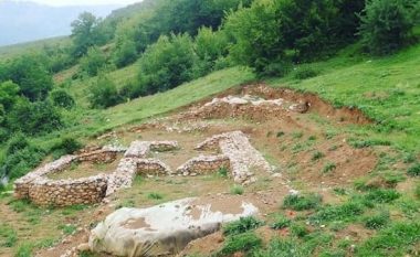 Në cilat kisha serbët u bënë të krishterë?