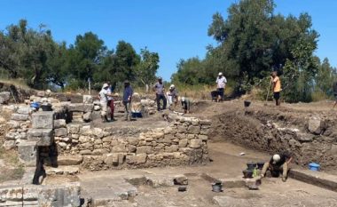 Gërmime në parkun arkeologjik të Orikut