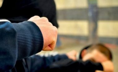 Rrahje në Drenas, shkak i një mosmarrëveshje në trafik