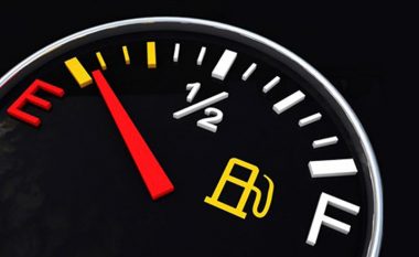 Me rastin e frenimit me motor, a është zero shpenzimi i karburantit?