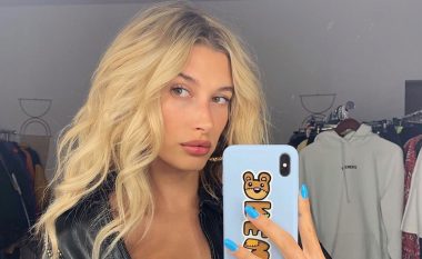 Hailey Bieber shfaq strukturën e saj natyrale të lëkurës