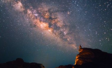 Tre arsye pse viti 2021 do të jetë i mbarë, sipas astrologëve