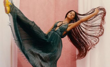 Zendaya shfaqet me atlete në kopertinën e re për revistën “Elle”