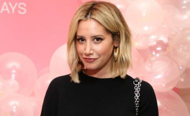 Ashley Tisdale vjen me ndryshim flokësh