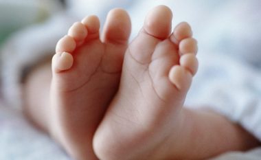 Vdes në QKUK foshnja 9 muajshe nga Suhareka
