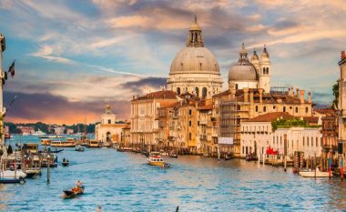 A e dini se karantina u shpik 600 vjet më parë në Venecia?