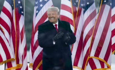 YouTube heq pezullimin e kanalit të Donald Trump?