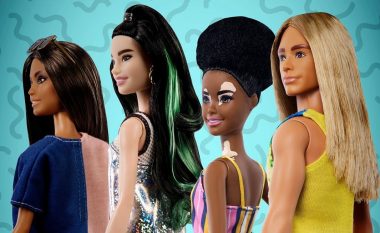 Kompania Mattel fillon garën e modës për veshjet e Barbie