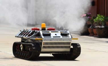 Robot shtëpiak në luftën kundër coronavirusit