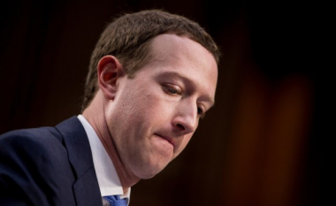 Themeluesi i Facebook Mark Zuckerberg përdor aplikacionin Signal për të komunikuar