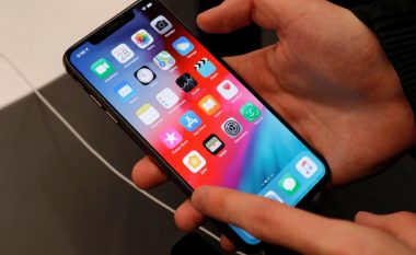 Apple dëshiron të zgjidhë problemet e baterisë me iPhone