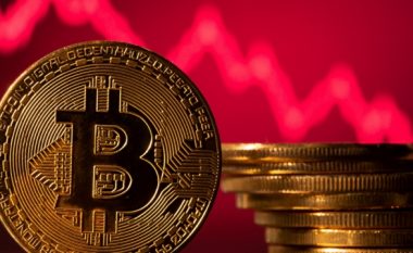 Bitcoin ka pësuar humbjet më të mëdha në 10 vjetët e fundit