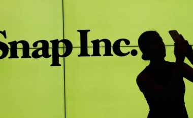 Snapchat bleu kompaninë AR për 500 milionë dollarë