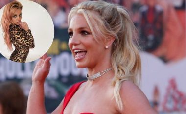 Britey Spears i bashkohet trendit për lyerjen e flokëve me ngjyrë rozë