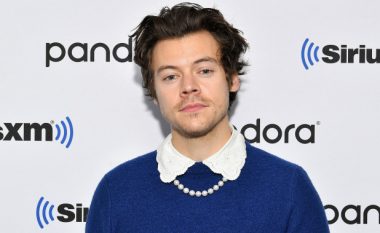 A po lanson Harry Styles një linjë parfumesh dhe grimi?