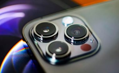 iPhone 13 i Apple mund të ketë një bateri më të madhe