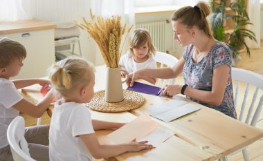 Një hulumtim thotë: Gratë të cilat kanë tre apo katër fëmijë plaken më ngadalë