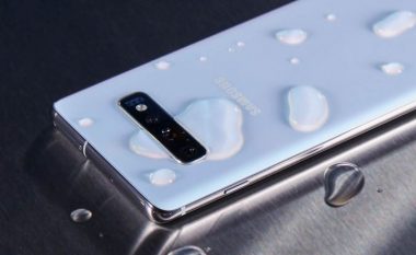 Aplikacioni Android teston rezistencën e telefonit tuaj ndaj ujit – pa e futur atë në ujë